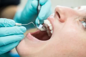 Do women really have more acidic saliva than men?